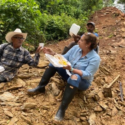 TeresaCalix's profile picture. I Pro-Secretaria de el @congreso_HND , diputada por el departamento de Olancho por el partido Nacional 🇸🇴