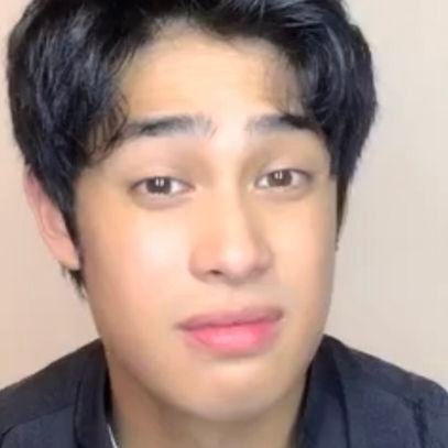 mi love • silent fangirl since 2017 (solid D)