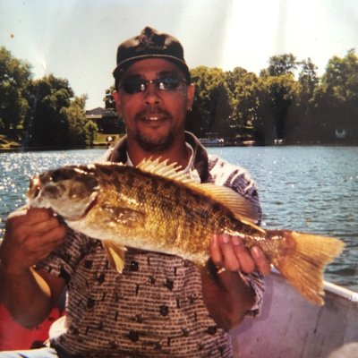 Old man/Cool sport. Democrat. Fish to live !! Husband, Father, Saints fan,