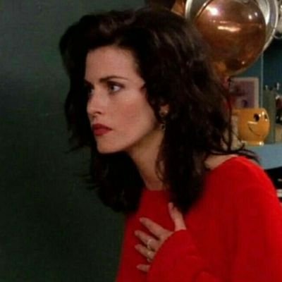 yasssenin's profile picture. ~•carpe diem•~
17, она/ее 🍾Ясно, автор по руслиту • 
Немного литмемов • Союз спасения • мгчд🍾 Just моя жизнь
#литмемы #литературнаятусовка #руслит