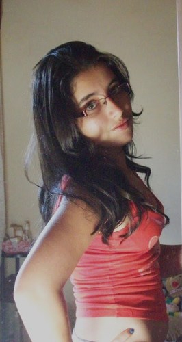 Se você chorar, te faço sorrir. Se você fugir, te faço voltar pra mim
Se finge não ver, te faço enxergar E se for dormir, eu vou te acordar .♪