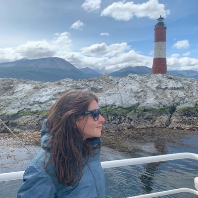 helenatati's profile picture. 