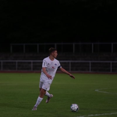 johnnymrtn1's profile picture. ⚽️