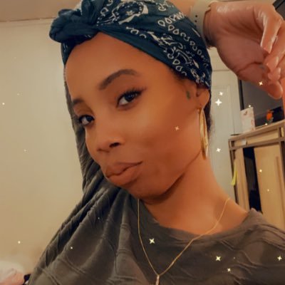 LynndarellaB's profile picture. “they’re all gonna laugh at you” -Carrie (1976)