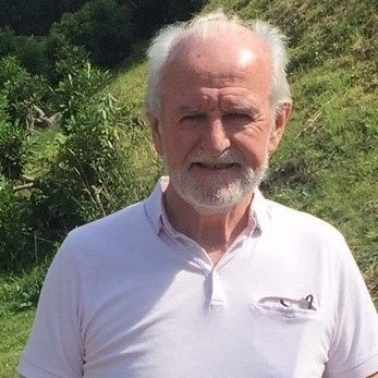 Man Utd fan since 1960, retired from full time work and helping out as volunteer for LVP