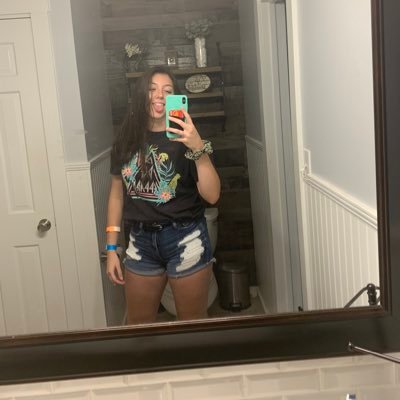 tictactoe_15's profile picture. 