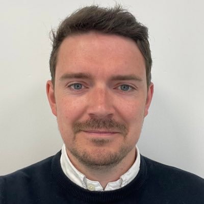 timcoles1989's profile picture. Leggy brunette.