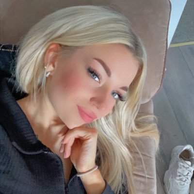 ashketchen's profile picture. 24 sc: iamketchey insta: ashketchen_