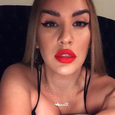 VKVRiss's profile picture. 🎛