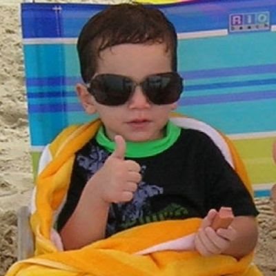 m_abrego13's profile picture. Creador de el socialismo, jugador profesional de cool math games, me gustan las boneless