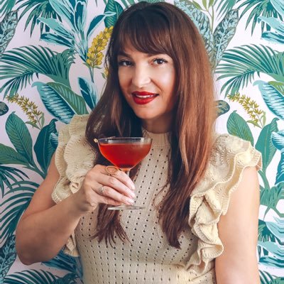 Senior Editor @Liquor | Bit by a Fox Podcast | @SaveurMag Readers' Choice Best Cocktail Blog | Author of MIXOLOGY FOR BEGINNERS