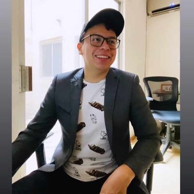 LuvianMarcelo's profile picture. Licenciado en Informática, guitarrista, cantante, sociable, #Developer.