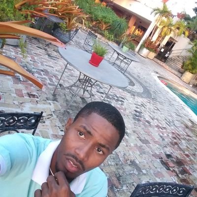 JEANEzchiel1's profile picture. Je suis très gentil avec les qui me respect et gentil avec les gens qui sont insupportable...