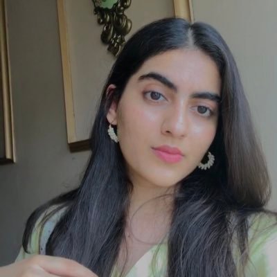 thatisnthiba's profile picture. living in denial no one snap me out of it