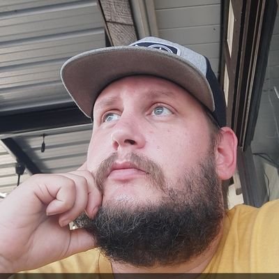 snap: scottnorris87
full time hooligan. part time bartender at bubbas