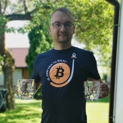 DCA:https://t.co/kX2obK4vMs
LNURL:holovsky@bitlifi.com
Donate:https://t.co/X4PZG4xiVq
Tezba:https://t.co/cQTrOZOFRK