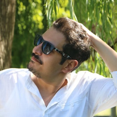 Harpak_H's profile picture. بگذر از هر آنچه نميگذارد گذشت كني