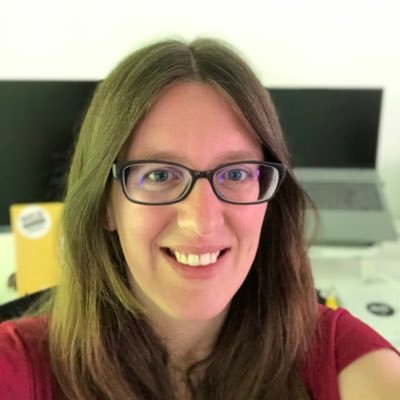 📝 Socialmediaredacteur bij @webmasterynl, 📕 Minibieb Het Dromennest Sprundel, 🎧 Muziek, ♥️: Theunis, Teske, Silke, Tobby & Quinty.
