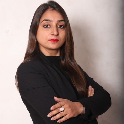 Ashi83743615's profile picture. Reporter and Anchor