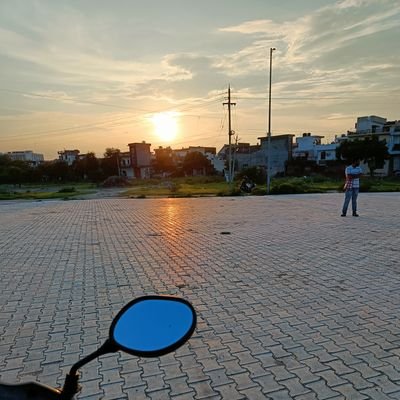 Summit1024's profile picture. 