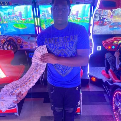 thereal_pullit's profile picture. Mr.Doitt😮‍💨🤟🏿🥴
#YoungNTurnt😮‍💨🙅🏿‍♂️