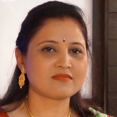 Journalist, Sub Editor and Director of 24x7 National News channel @SudarshanNewsTV Proud wife of @SureshChavhanke ji Trusty @Rashtra_Nirman Trust.
