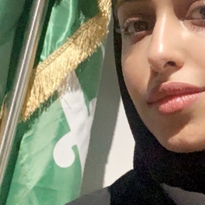 أعذب من الأُمنيات ، عالم من الأُغنيات | Pharm.D, 💊