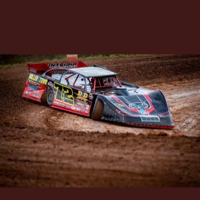 The Official account for Super Late Model driver and 3 time Lernerville Track Champion.