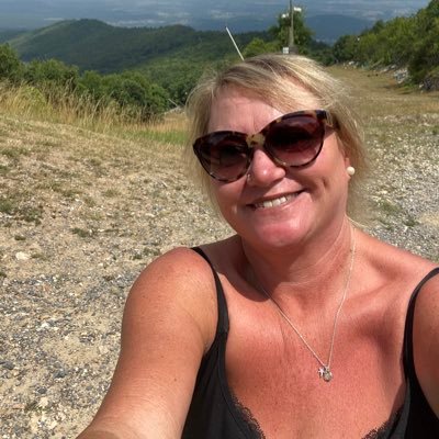 High School Business Teacher, librarian, life long learner, Media Specialist, Reading Teacher, mom and triathlete...