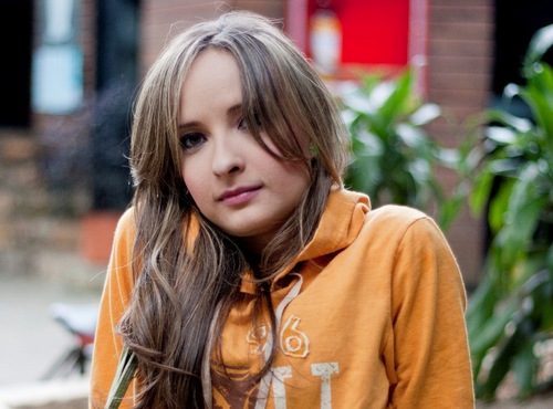 LiZzA7's profile picture. 