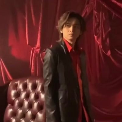 kdVSnJomFmOEbZ1's profile picture. 堂本光一さんの大ファンです。彼の生き方 、男らしさに魅了されぱなしでいつもパワーを頂いています。ソロライブが１番好きです。