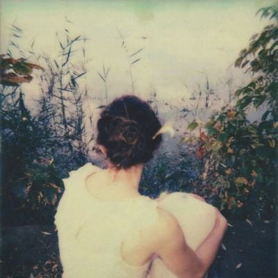 Lacda235's profile picture. Keep your eyes on the stars and your feet on the ground 🌺