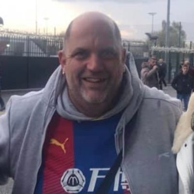 HOME & AWAY SEASON TICKET HOLDER❤️💙 LIVES IN SOUTH WALES  🦅🦅🦅🦅🦅🦅