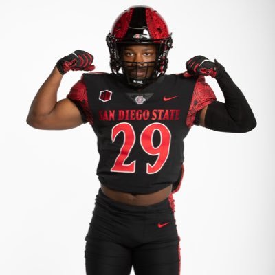 Cam ''Jag'' Davis❗| CO '21🎓📚| SOC🐻🖤 | RB @ San Diego State University ❤🖤