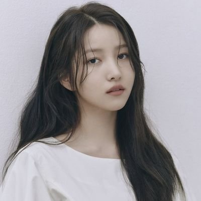 — for one of korea's top 3 beauties, kim sojung, every hour of the day. credits go to all owners.