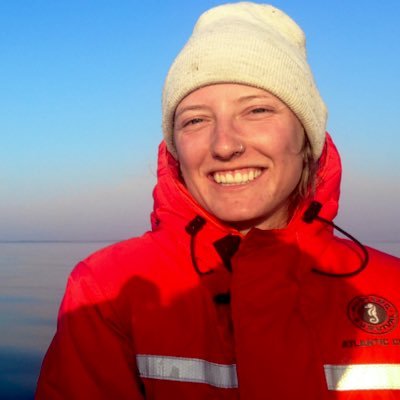 PhD student (@McGillU) studying polar bears with communities in the Eeyou Marine Region (James Bay) • science illustrator @alignillustrate