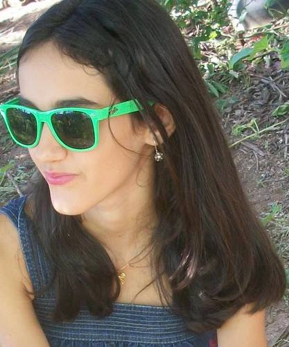 Voce pode falar de min , mais eu sempre serei a original [;
me conhecer ? só seguindo ai