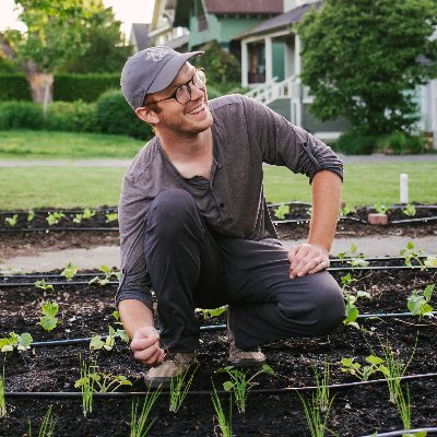 Urban farming @ City Beet Farm, tweeting almost never https://t.co/eiEfgDld7H Landscape making, designing, building, and helping