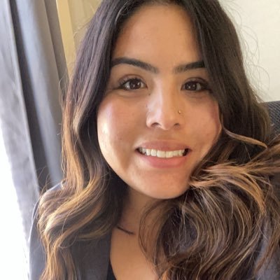 sofiaclements10's profile picture. 🌻🖤