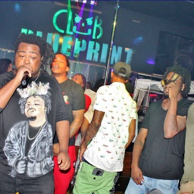 910 ....29.♫♫ ♫ Recording Artist/Song Writer ♫ ♪. . #Chiefs #Suns #NCCU . #Sinfonian
