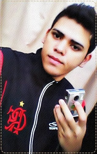 R.Salles ~ Qeem conhece sabe como sou (..)
apenas maiis um filho de Deus qerendo ser feliiz :)
#ousadiaealegria !