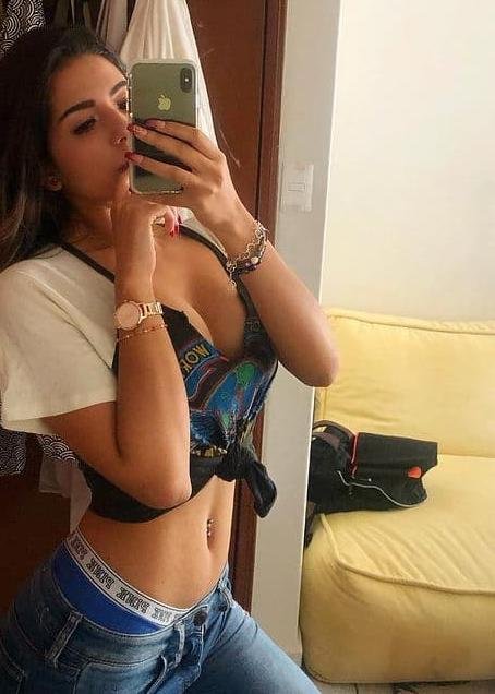 🏠 Santander
📅 23 añitos
🍑 Me encantaría conocer gente para charlar y pasarlo bien, vuelvo a estar soltera y 🔥🔥🔥