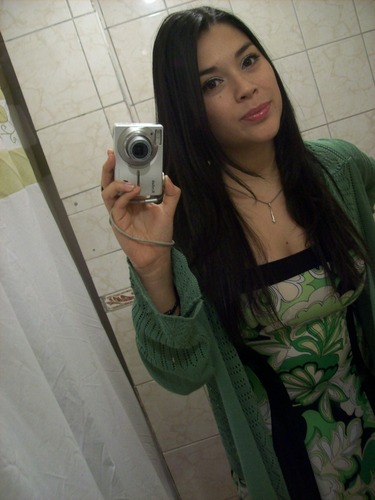 Rongaky's profile picture. Explicar como soy yo: Mmmm Niego el Peor pensamiento Evoco mi Mejor Recuerdo, y Niego lo Negable, Rio lo Posible, Cuido el Recuerdo y Me Olvido de Mi