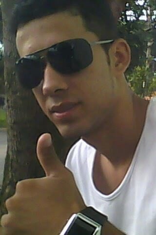 feLiiz pois DEUS esta cumprindo suas promessas sobre miinha viida ;)
