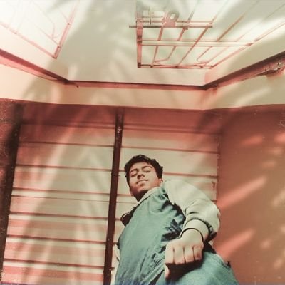 vegaavikshan's profile picture. Musician
I play what I feel
Creating a life, I love 
Aur yaad nhi aa ra ..........