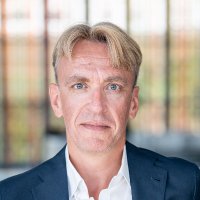 Pierre Vandergheynst (@trekkinglemon) 's Twitter Profile Photo Pierre Vandergheynst (@trekkinglemon) 's Twitter Profile Photo
