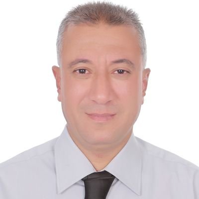 مدرب معتمد - Microsoft
مدرب معتمد -الأكاديمية المهنية للمعلمين
مدرب تنمية بشرية - مؤسسة الفقي
شارك في وضع المعايير والتقييم والتقويم والمناهج مع TVET