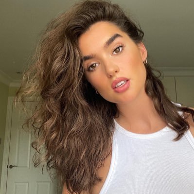 SuzieHazelwood's profile picture. 🥱