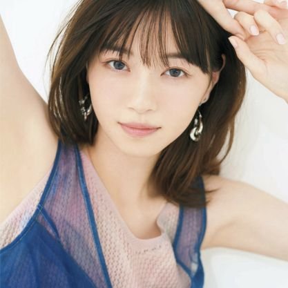 乃木坂ファンの22歳です。 基本見るようなので、知り合いの方のみフォローバックします。