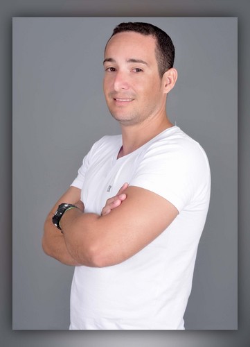 Personal Trainer,Avaliador Físico,Ginástica Laboral,Prepardor Fisico e 
Recreador,Instrutor do Grupo Muzenza de Capoeira em Russas Ceará